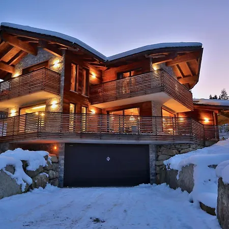 Alta Villa