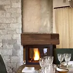 Alta Villa *